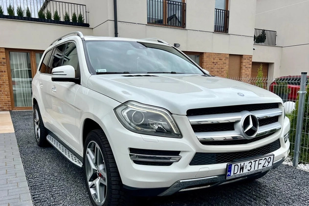 Mercedes-Benz GL cena 139000 przebieg: 253413, rok produkcji 2013 z Murowana Goślina małe 781